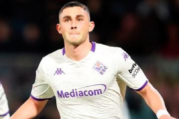 Fiorentina goleó 4-1 en su visita al Cremonese