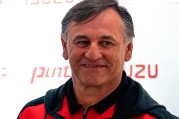 Bustos: "Debemos hacernos fuertes de local ante Alianza Atlético"