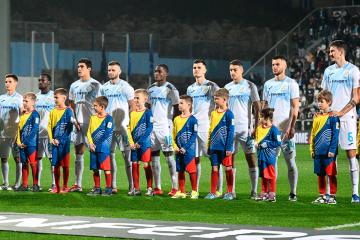 Barco fue titular en el empate de Rijeka ante Racing que lo dejó fuera de la Conference League