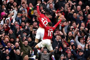 Manchester United venció por 3-1 al Aston Villa