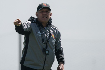 ¡No va más! Por mutuo acuerdo, Juan Reynoso dejó de ser técnico de FBC Melgar