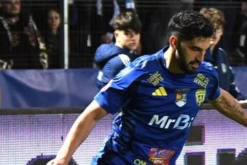 Renato Espinosa fue titular, pero Unirea Slobozia no levanta y cayó a zona de descenso