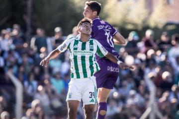Defensor Sporting, de Goicochea, sumó en su visita al líder Racing Montevideo