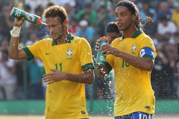 Ronaldinho: "Neymar puede ser de gran ayuda y espero que vaya al Mundial"