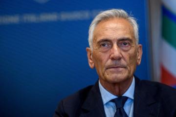 Presidente de Federación Italiana de Fútbol renunció tras eliminación