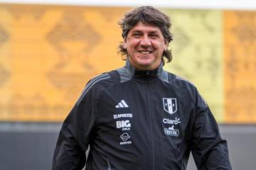 Ferrari: “Debemos sostener el crecimiento del fútbol femenino y fortalecer lo mental con resultados”