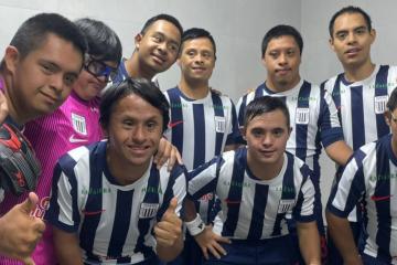Alianza Lima clasificó a las 'semis' de la Liga Nacional T21 de Futsal Down