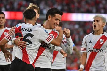 River Plate goleó a Belgrano y sigue cerca de la cima de su grupo en la liga argentina