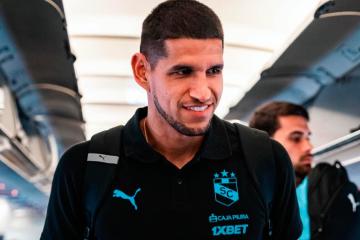 Sin Araujo ni Santana, Cristal viajó a Piura para duelo ante Grau