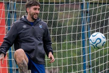 'Santi' Arias será baja mañana en la Copa Sudamericana