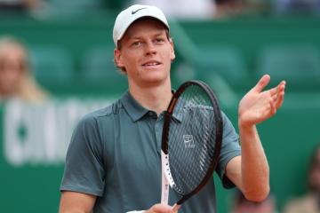 Sinner debutó con triunfo en Montecarlo