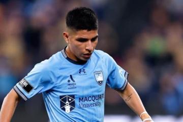 Piero Quispe fue titular en empate de Sydney FC por semifinales de la Liga australiana