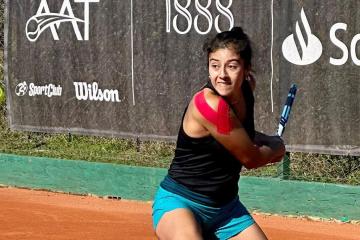 Dana Guzmán logró una gran remontada y avanzó de ronda en el W35 Wichita