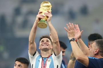 Álvarez: "La ilusión está, queremos defender nuestro título Mundial"