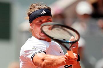 Alexander Zverev ganó y avanzó en Roland Garros
