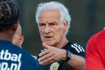 Curazao se quedó sin técnico a un mes del Mundial