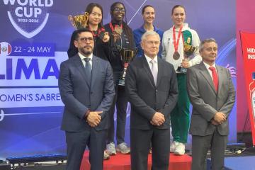Sarah Noutcha logra el título en la Copa Mundial de Sable en una jornada repleta de sorpresas