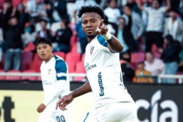 Con Jesús Pretell, LDU remontó y se metió en la pelea de la Liga Pro