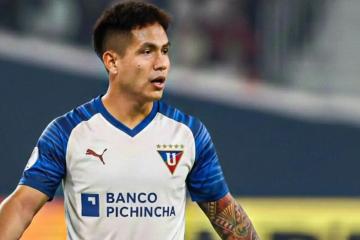 Pretell fue titular en triunfo de LDU