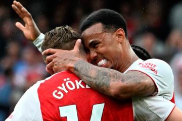 Arsenal goleó 3-0 al Fulham en la Premier League