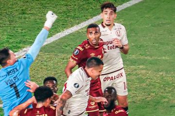 (FOTOS) Universitario igualó sin goles ante Deportes Tolima y quedó fuera de la Copa Libertadores