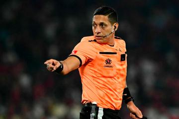 FIFA dio a conocer los árbitros para los octavos de final del Mundial 2026