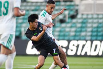Argelia goleó por 4-0 a Bolivia y quedó lista para el Mundial