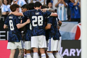 Argentina superó por 2-0 a Honduras en amistoso