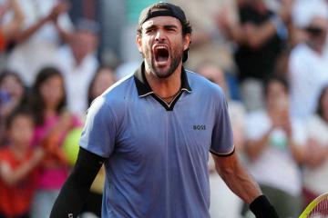 Berrettini avanzó a cuartos de final en Roland Garros