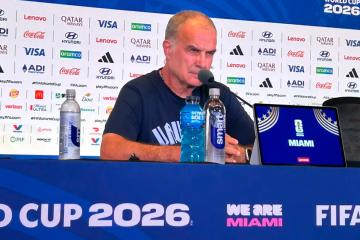 Bielsa: “Lo del vuelo no nos genera ninguna complicación”