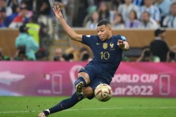 Mbappé: "Pensar que con 27 años puedo aspirar a ser el máximo goleador de los Mundiales es irreal"