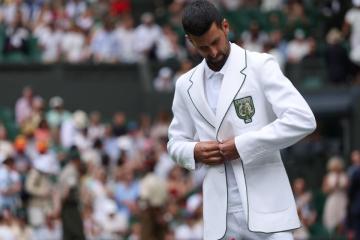Djokovic luchó y superó a Wu en su debut de Wimbledon