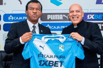 Mosquera: "Tengo que revertir una situación delicada pero me siento con fuerza e inteligencia para hacerlo"