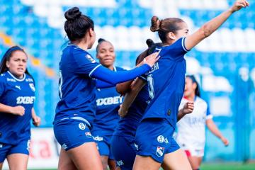 Cristal Femenino recibirá a FBC Melgar en el Gallardo