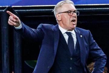 Ancelotti explicó por qué Guimaraes cobró el primer penal