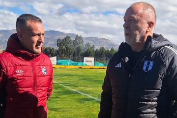 Técnico Mano Menezes visitó a Cienciano