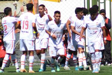 Ayacucho FC hizo respetar la casa y venció 2-0 a Santos FC por la Liga 2