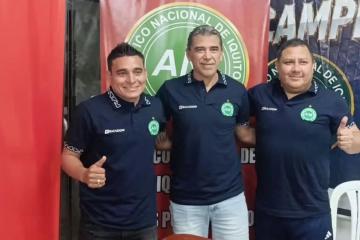 Bazalar fue presentado como nuevo DT de Atlético Nacional de Iquitos para la Copa Perú