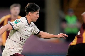 Sonne fue suplente en la eliminación de Burnley de la Carabao Cup