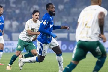 Cruzeiro venció a Chapecoense y avanzó a cuartos de final de la Copa de Brasil