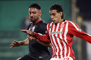 Estudiantes venció a Barracas Central y avanzó en la Copa Argentina