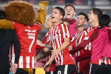 Estudiantes goleó a Gimnasia en el clásico de La Plata