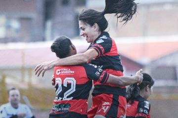 Flamengo goleó a Yanapuma en la Liga Femenina