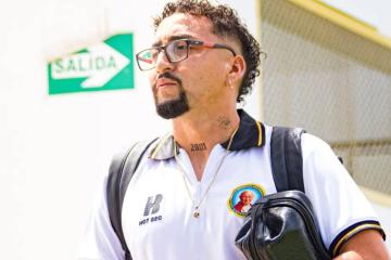 Flores: "La idea del 'profe' es muy buena"
