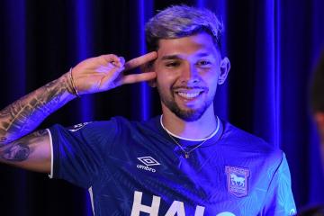 Julio Enciso se convirtió en el jugador paraguayo más caro de la historia