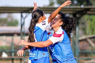 Carlos A. Mannucci venció a UNSAAC en la Liga Femenina