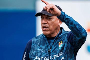 Mosquera: "Un punto es importante, pero en esta cancha es como si hubieses ganado"