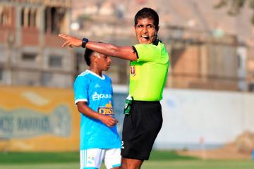 Maykol Farromeque dirigirá duelo entre Universitario y Alianza Lima por la Liga Femenina