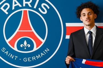 PSG anunció el fichaje de Maghnes Akliouche