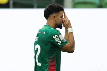 Palmeiras goleó 4-1 a Vasco da Gama para seguir en la cima del Brasileirao